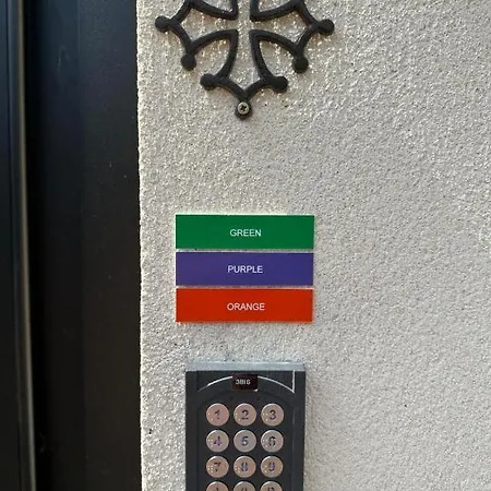 Orange With 24/24 Access